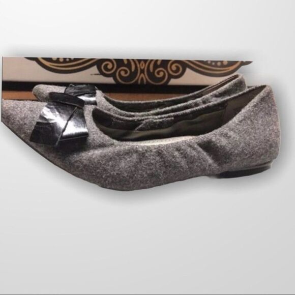 Me Too Shoes Grey Wool Bow Pointy Ballet Flats Y - Picture 3 of 13